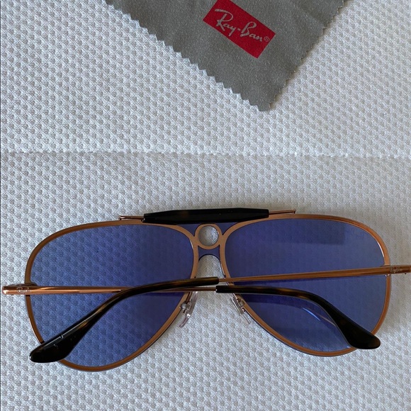 Ray Ban Aviator Sunglasses - Picture 7 of 9